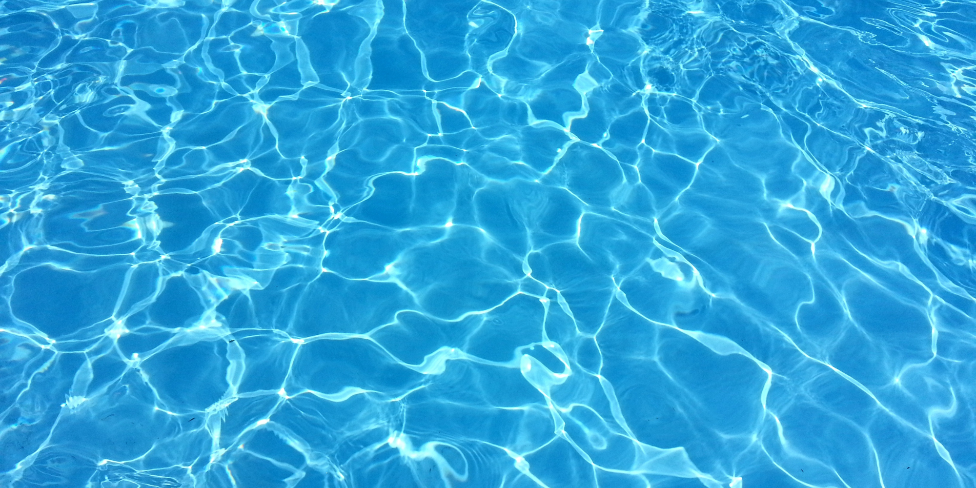 The water of a swimming pool used for children’s swimming lessons